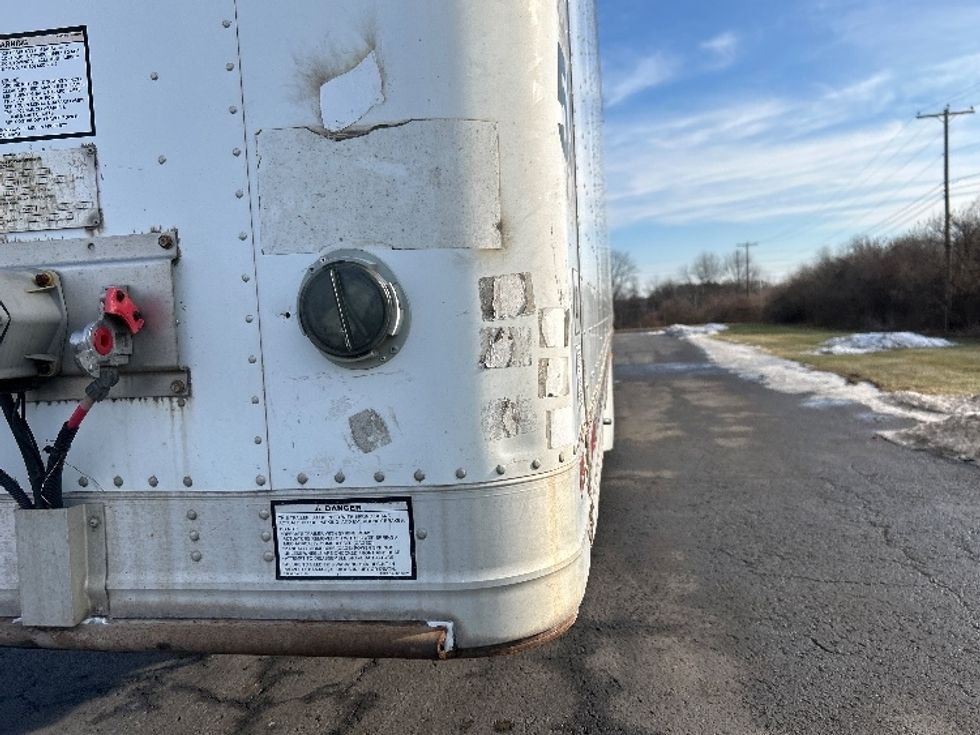 Dry Van Trailer-Semi Trailers-Great Dane-2013-Trailer-White Deer-PA-304,950\n\t\tmiles-$ 13,000 - Image 11