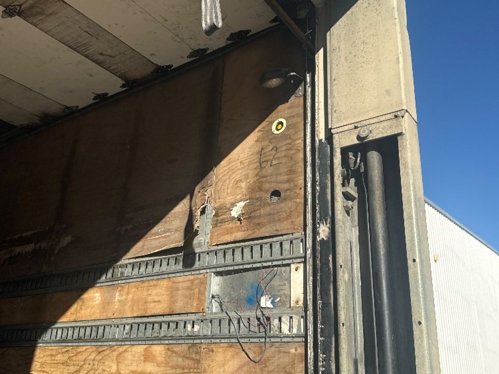 Dry Van Trailer-Semi Trailers-Great Dane-2014-Trailer-Denton-TX-556,422\n\t\tmiles-$ 15,000 - Image 15