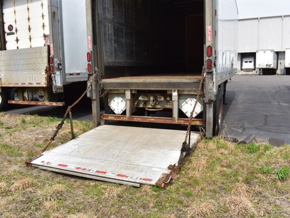 Dry Van Trailer-Semi Trailers-Great Dane-2015-Trailer-Chicopee-MA-246,275\n\t\tmiles-$ 10,500 - Image 16