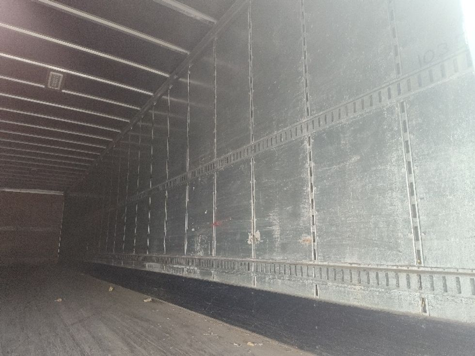 Dry Van Trailer-Semi Trailers-Great Dane-2015-Trailer-Chicopee-MA-377,613\n\t\tmiles-$ 18,500 - Image 10