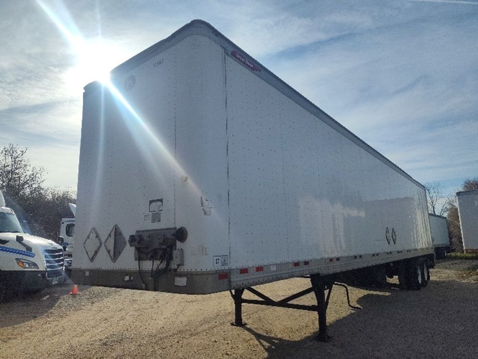 Dry Van Trailer-Semi Trailers-Great Dane-2015-Trailer-Chicopee-MA-377,613\n\t\tmiles-$ 18,500 - Image 2
