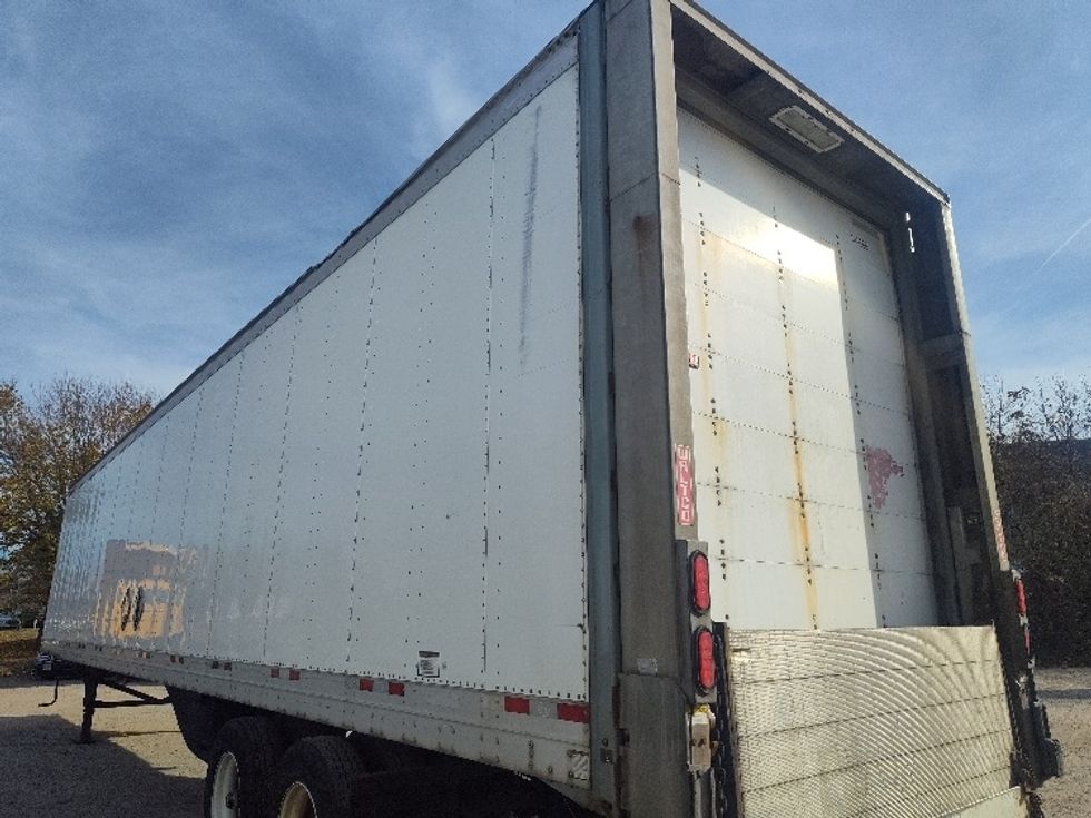 Dry Van Trailer-Semi Trailers-Great Dane-2015-Trailer-Chicopee-MA-377,613\n\t\tmiles-$ 18,500 - Image 3