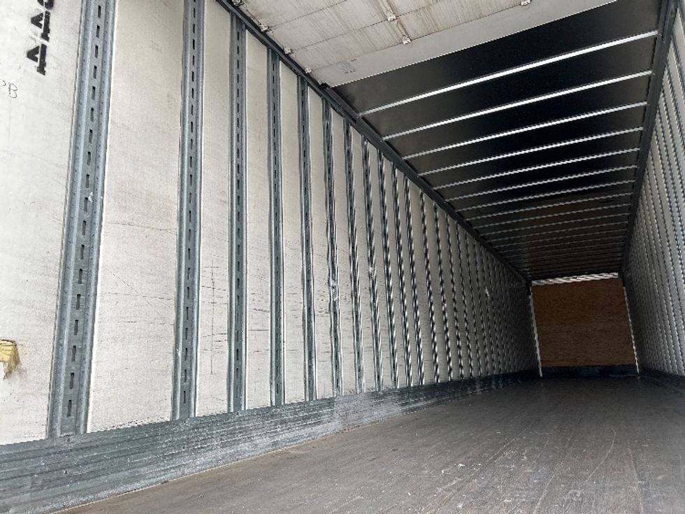 Dry Van Trailer-Semi Trailers-Great Dane-2015-Trailer-Des Moines-IA-293,258\n\t\tmiles-$ 15,500 - Image 9