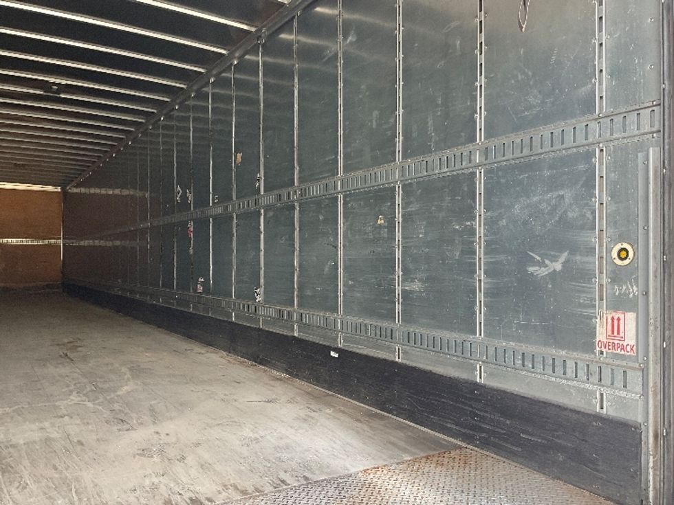Dry Van Trailer-Semi Trailers-Great Dane-2015-Trailer-Gastonia-NC-319,892\n\t\tmiles-$ 15,500 - Image 10
