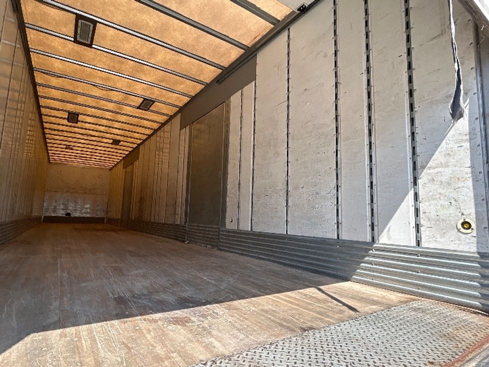 Dry Van Trailer-Semi Trailers-Great Dane-2016-Trailer-Tulsa-OK-950,047\n\t\tmiles-$ 15,000 - Image 9