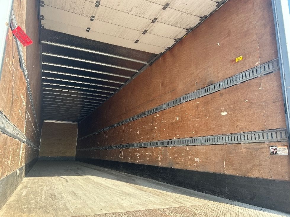 Dry Van Trailer-Semi Trailers-Great Dane-2017-Trailer-Des Moines-IA-560,411\n\t\tmiles-$ 19,500 - Image 10