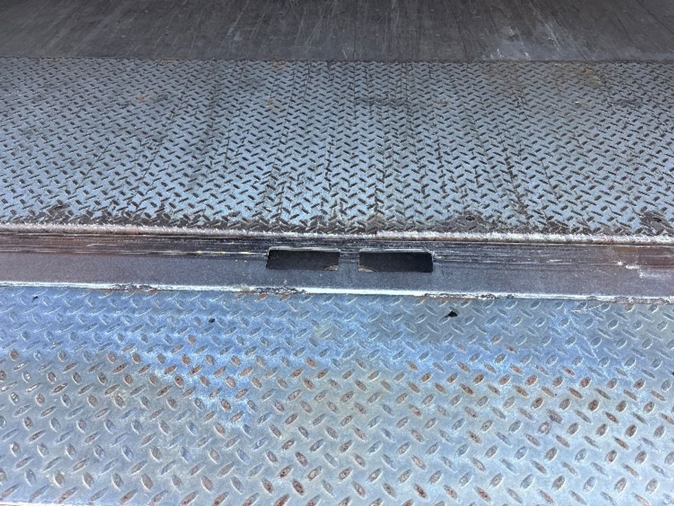 Dry Van Trailer-Semi Trailers-Great Dane-2017-Trailer-Mebane-NC-427,656\n\t\tmiles-$ 18,500 - Image 8