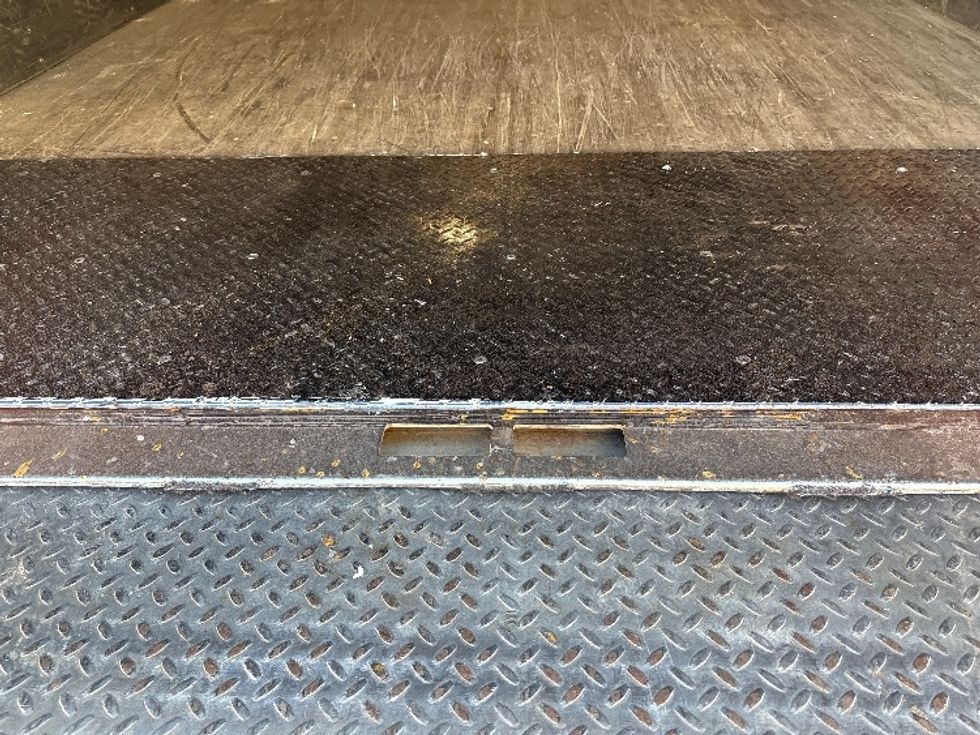 Dry Van Trailer-Semi Trailers-Great Dane-2017-Trailer-Mebane-NC-704,865\n\t\tmiles-$ 15,750 - Image 8