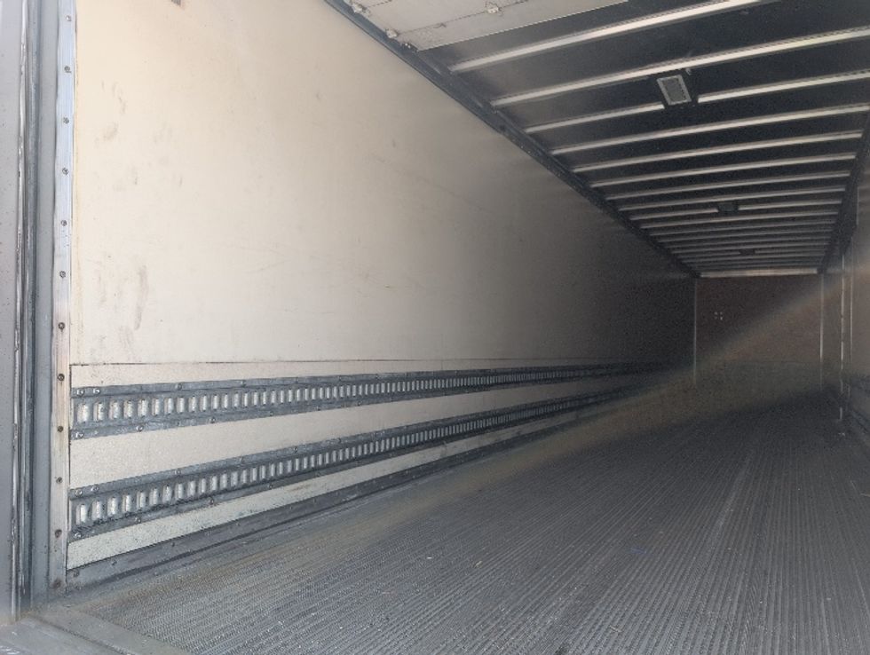 Dry Van Trailer-Semi Trailers-Great Dane-2018-Trailer-San Antonio-TX-386,981\n\t\tmiles-$ 16,750 - Image 9