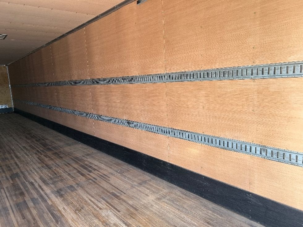 Dry Van Trailer-Semi Trailers-Great Dane-2023-Trailer-Rothschild-WI-45,411\n\t\tmiles-$ 35,000 - Image 9