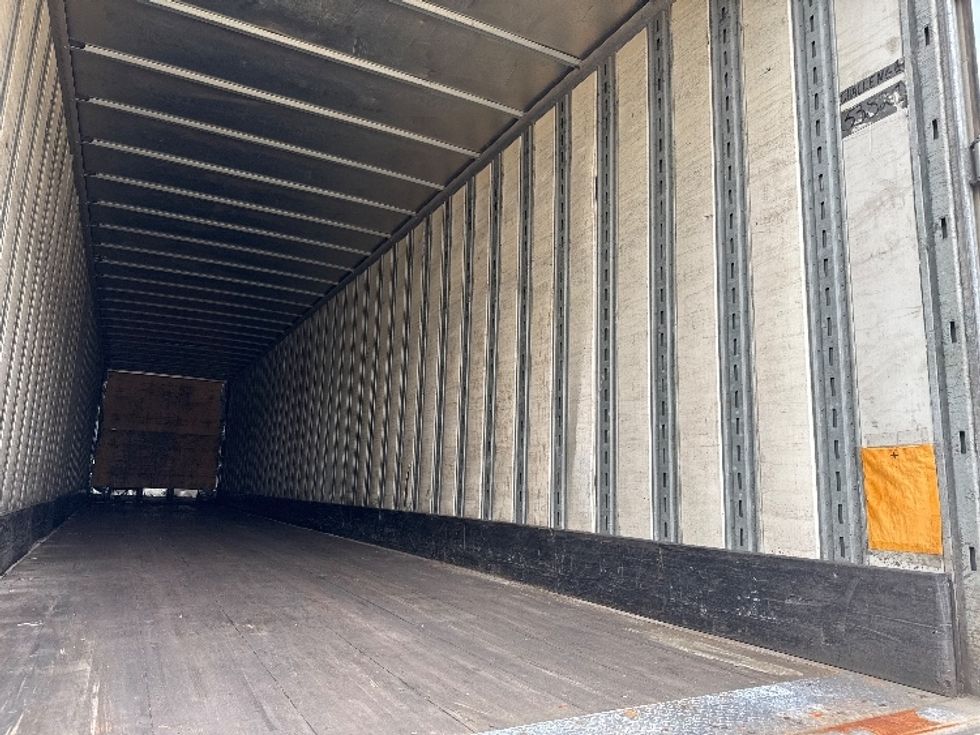 Dry Van Trailer-Semi Trailers-Hyundai-2013-Trailer-Byron Center-MI-0\n\t\tmiles-$ 10,500 - Image 9