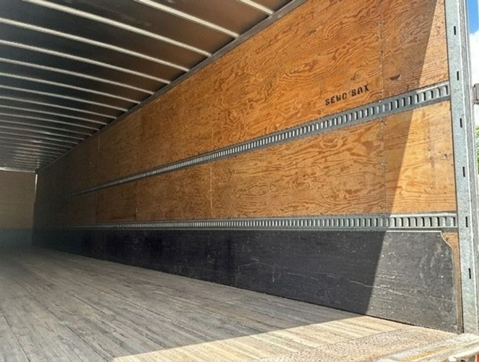 Dry Van Trailer-Semi Trailers-Hyundai-2013-Trailer-Des Moines-IA-341,454\n\t\tmiles-$ 14,500 - Image 9