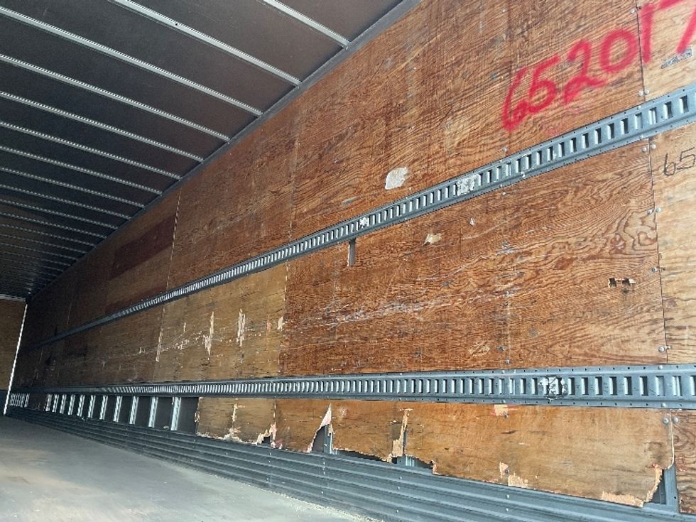 Dry Van Trailer-Semi Trailers-Hyundai-2013-Trailer-East Chicago-IN-157,765\n\t\tmiles-$ 13,000 - Image 10