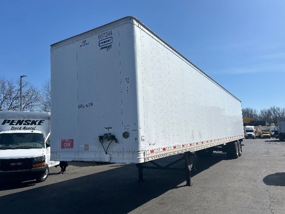 Dry Van Trailer-Semi Trailers-Hyundai-2013-Trailer-Fitchburg-MA-552,307\n\t\tmiles-$ 13,000 - Image 2
