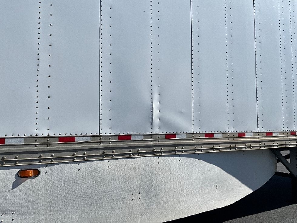 Dry Van Trailer-Semi Trailers-Hyundai-2013-Trailer-Indianapolis-IN-369,908\n\t\tmiles-$ 13,000 - Image 13