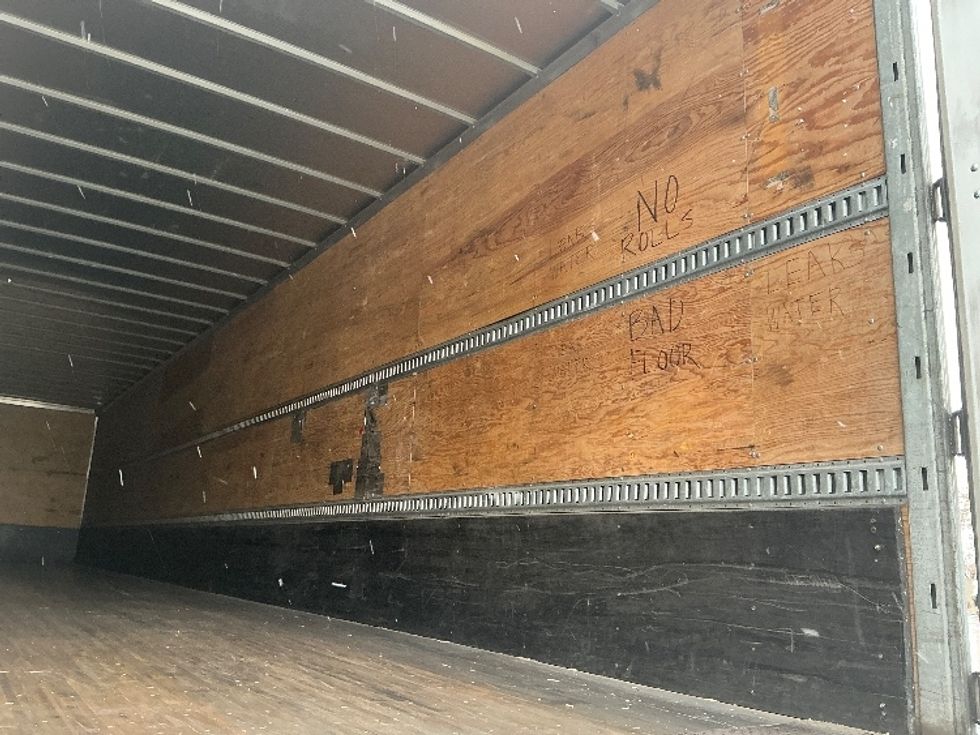 Dry Van Trailer-Semi Trailers-Hyundai-2013-Trailer-Ogden-UT-666,487\n\t\tmiles-$ 13,500 - Image 10