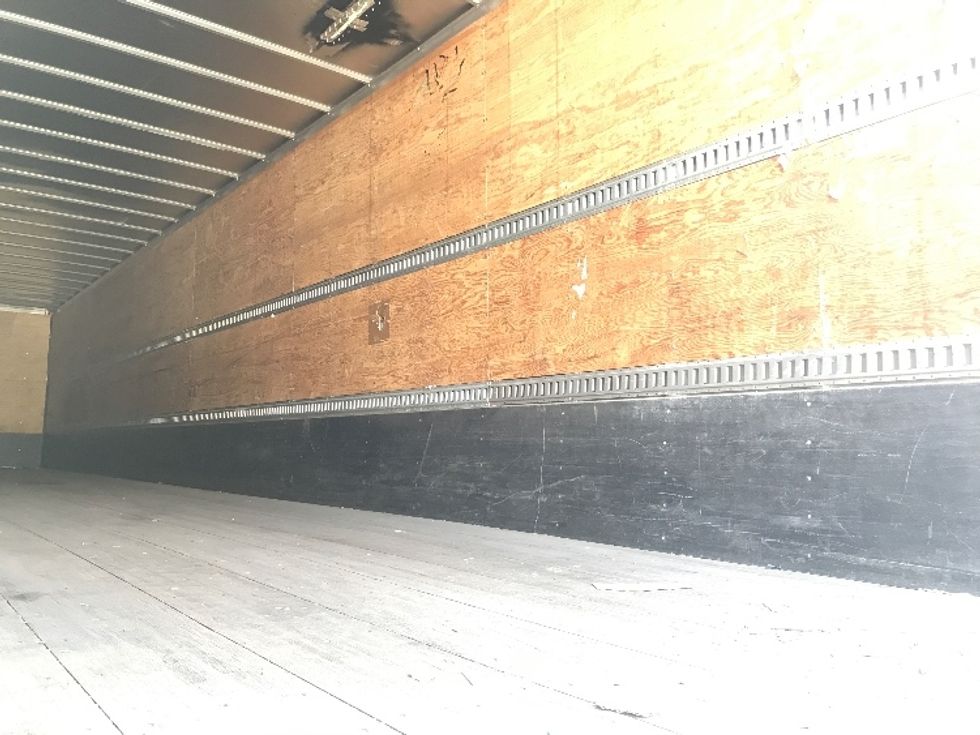 Dry Van Trailer-Semi Trailers-Hyundai-2013-Trailer-Sterling-VA-335,253\n\t\tmiles-$ 13,000 - Image 10