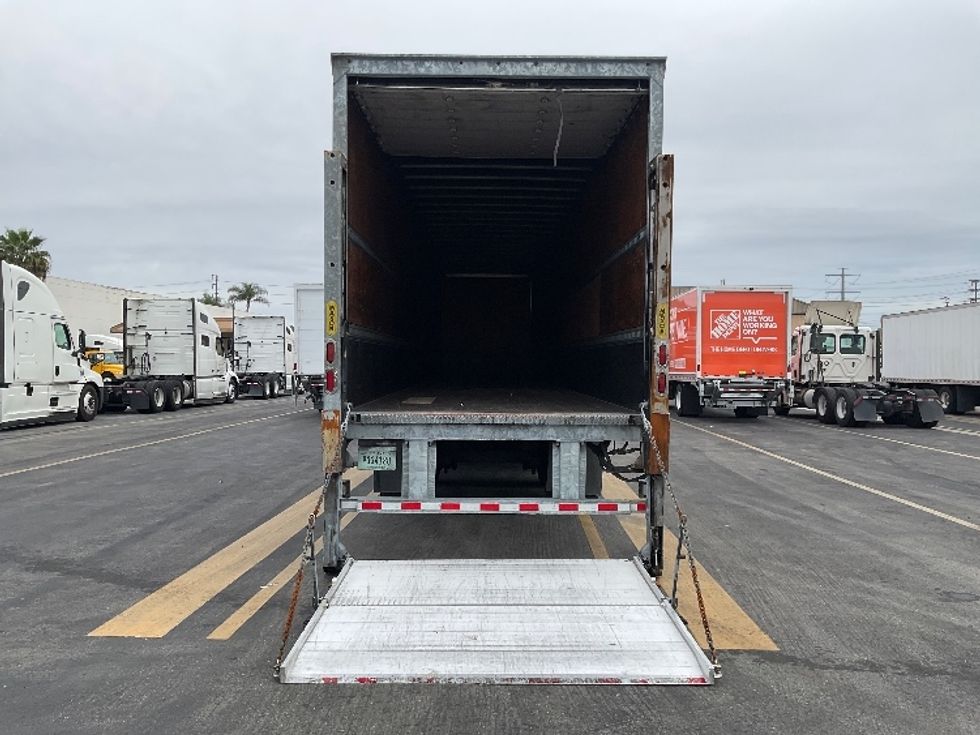 Dry Van Trailer-Semi Trailers-Hyundai-2014-Trailer-Chino-CA-300,100\n\t\tmiles-$ 15,000 - Image 7