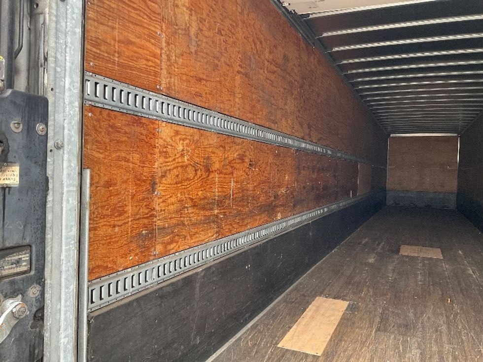 Dry Van Trailer-Semi Trailers-Hyundai-2014-Trailer-Chino-CA-300,100\n\t\tmiles-$ 15,000 - Image 9