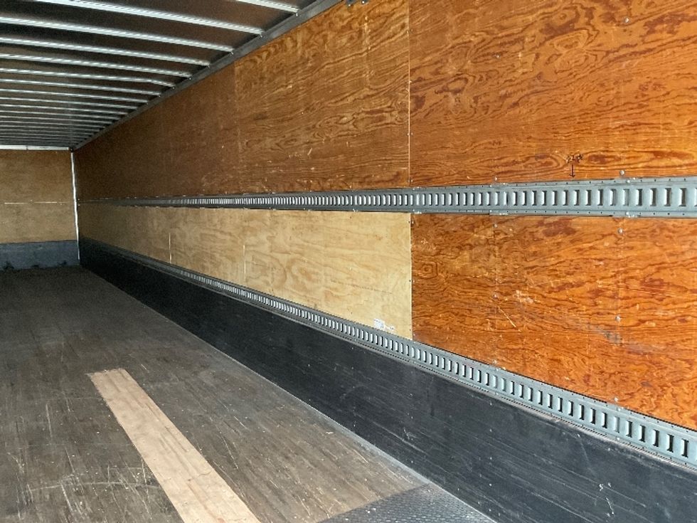 Dry Van Trailer-Semi Trailers-Hyundai-2014-Trailer-Chino-CA-451,990\n\t\tmiles-$ 15,000 - Image 10