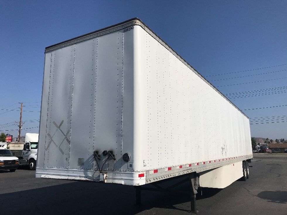 Dry Van Trailer-Semi Trailers-Hyundai-2014-Trailer-Corona-CA-155,285\n\t\tmiles-$ 14,500 - Image 1