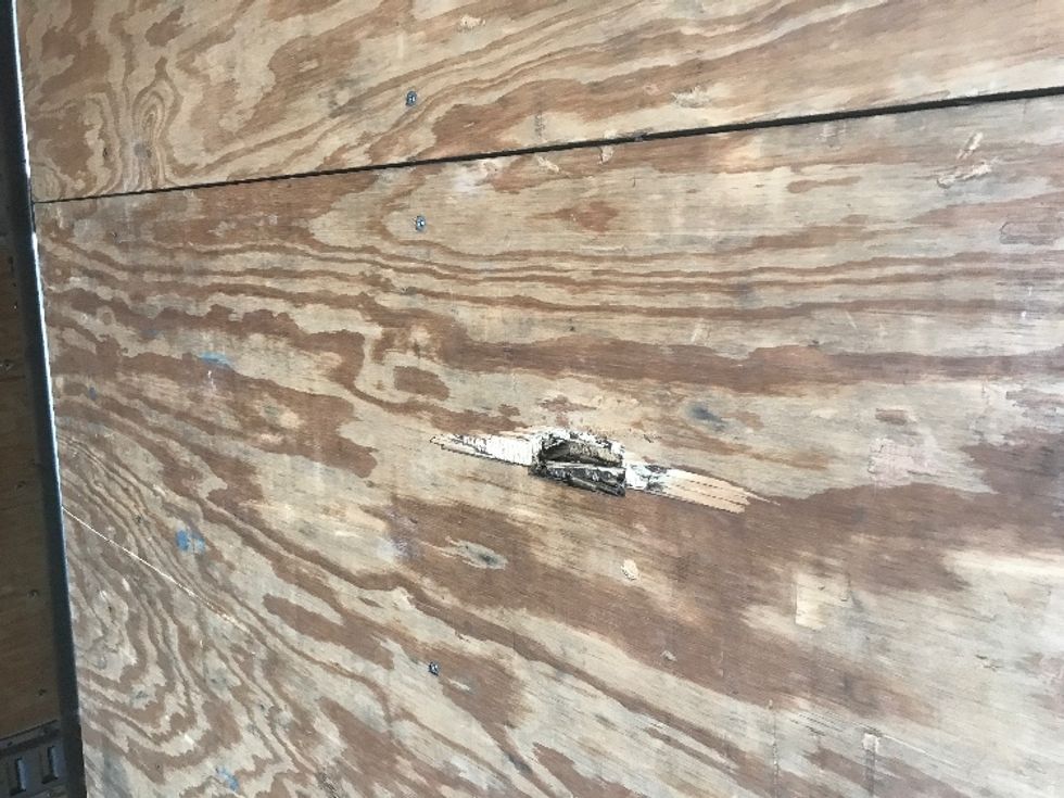 Dry Van Trailer-Semi Trailers-Hyundai-2014-Trailer-Corona-CA-300,251\n\t\tmiles-$ 14,500 - Image 15