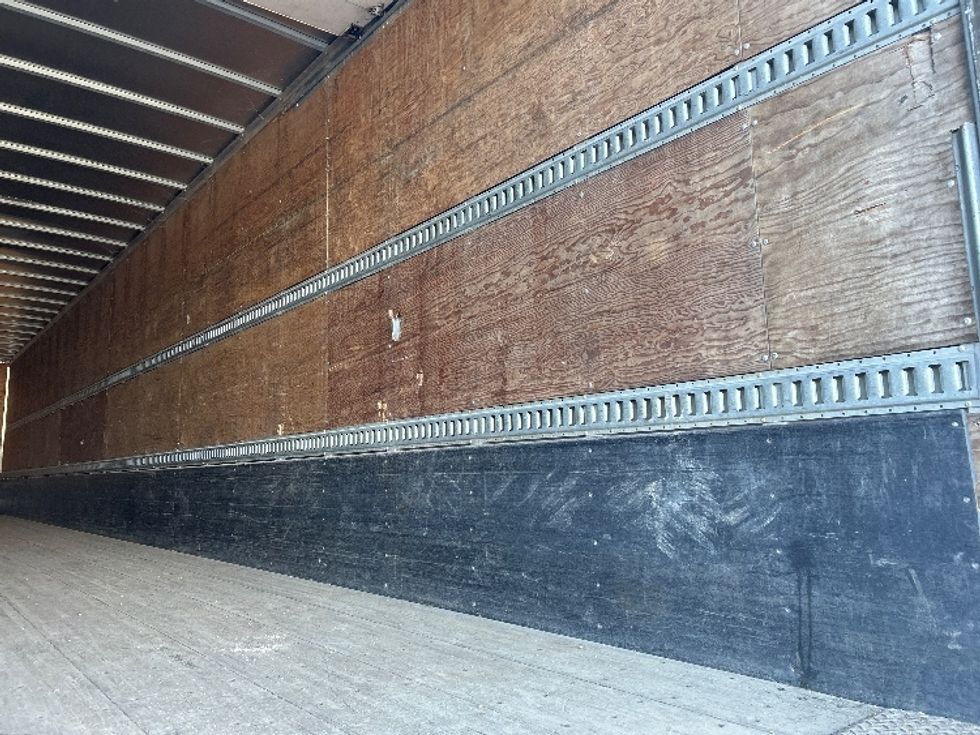 Dry Van Trailer-Semi Trailers-Hyundai-2014-Trailer-Gilroy-CA-326,640\n\t\tmiles-$ 15,000 - Image 10