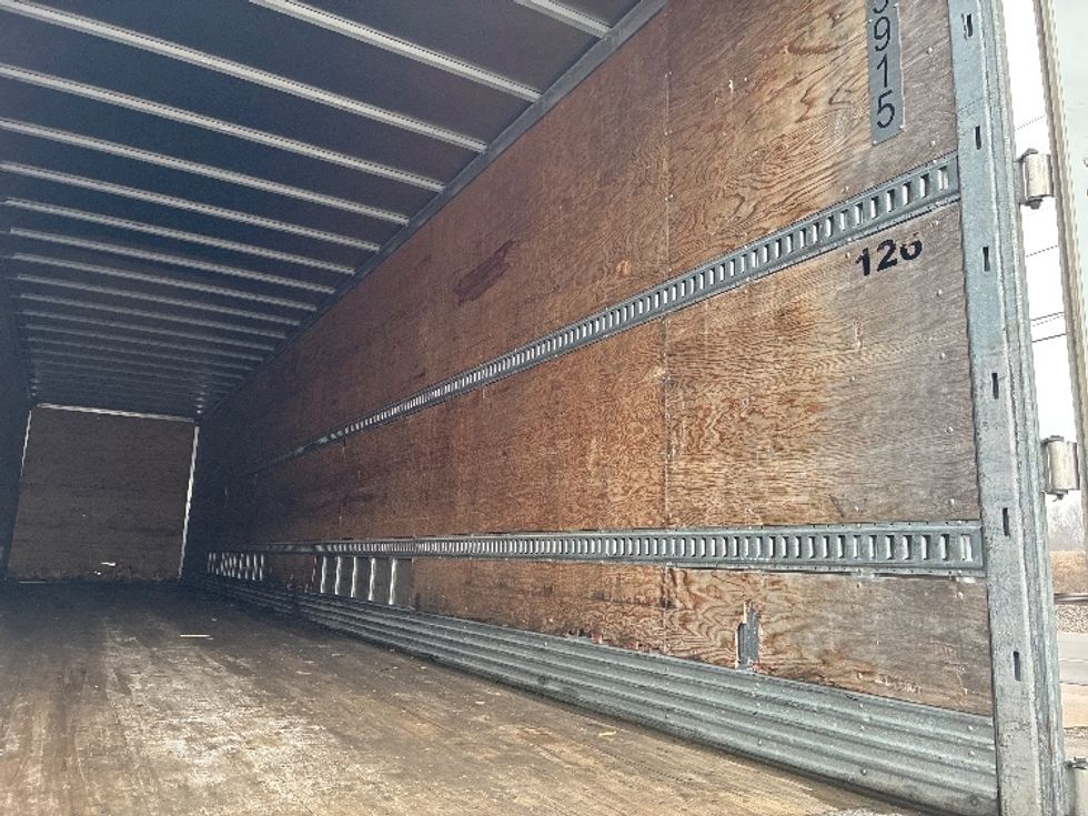 Dry Van Trailer-Semi Trailers-Hyundai-2014-Trailer-Obetz-OH-307,749\n\t\tmiles-$ 13,000 - Image 9