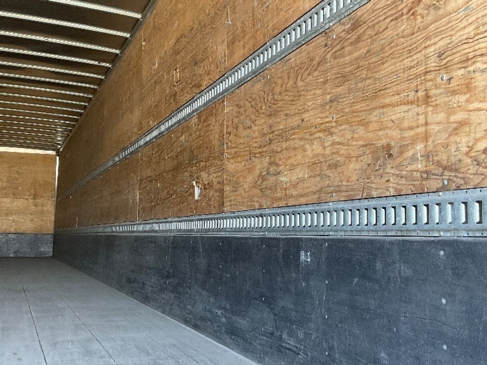 Dry Van Trailer-Semi Trailers-Hyundai-2014-Trailer-Salt Lake City-UT-296,939\n\t\tmiles-$ 15,000 - Image 12