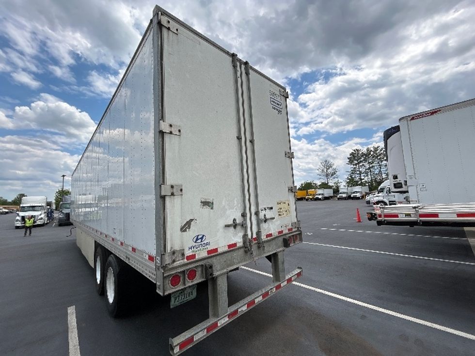 Dry Van Trailer-Semi Trailers-Hyundai-2014-Trailer-Sterling-VA-1,017,940\n\t\tmiles-$ 13,000 - Image 3