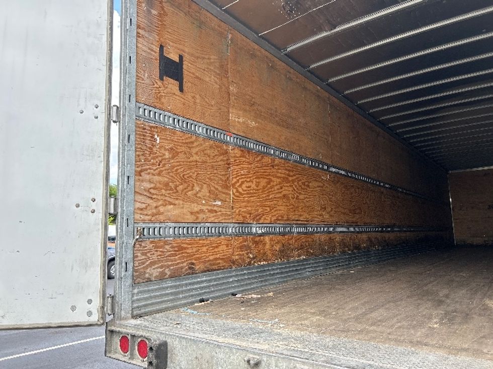 Dry Van Trailer-Semi Trailers-Hyundai-2014-Trailer-Sterling-VA-1,017,940\n\t\tmiles-$ 13,000 - Image 9