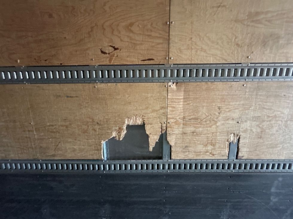 Dry Van Trailer-Semi Trailers-Hyundai-2014-Trailer-Stockton-CA-671,618\n\t\tmiles-$ 14,500 - Image 9