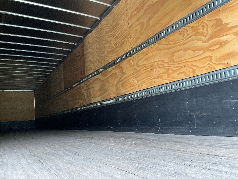 Dry Van Trailer-Semi Trailers-Hyundai-2014-Trailer-York-PA-465,901\n\t\tmiles-$ 14,000 - Image 10