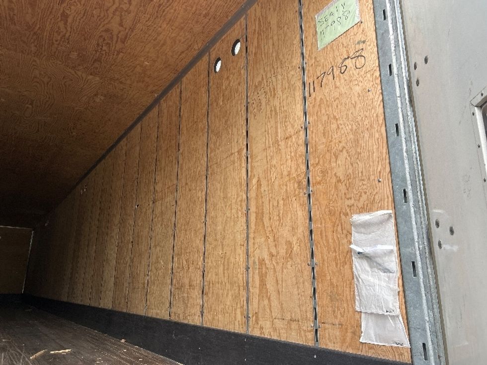 Dry Van Trailer-Semi Trailers-Hyundai-2015-Trailer-Atlanta-GA-124,430\n\t\tmiles-$ 15,000 - Image 10