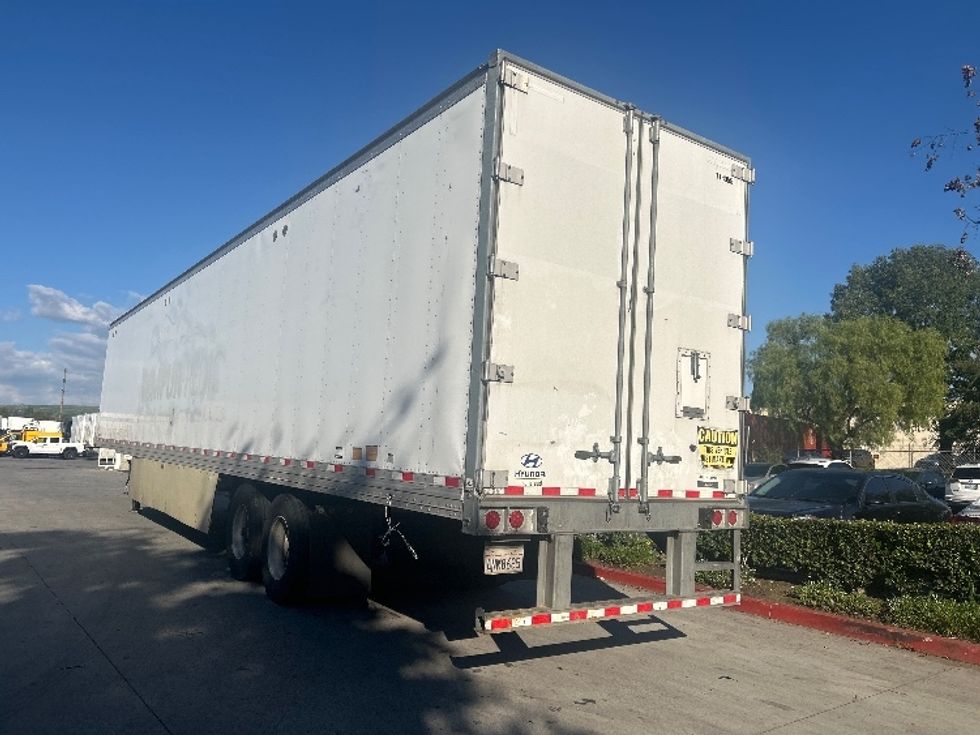 Dry Van Trailer-Semi Trailers-Hyundai-2015-Trailer-City Of Industry-CA-110,793\n\t\tmiles-$ 15,250 - Image 3