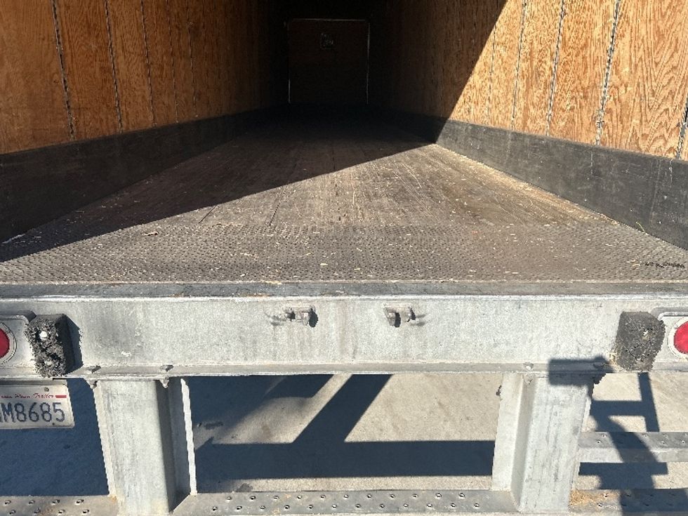 Dry Van Trailer-Semi Trailers-Hyundai-2015-Trailer-City Of Industry-CA-110,793\n\t\tmiles-$ 15,250 - Image 8