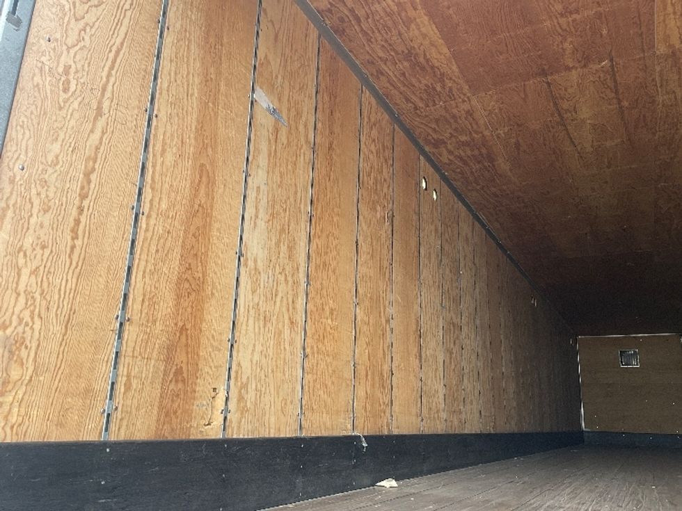 Dry Van Trailer-Semi Trailers-Hyundai-2015-Trailer-Cranbury-NJ-69,000\n\t\tmiles-$ 14,500 - Image 9