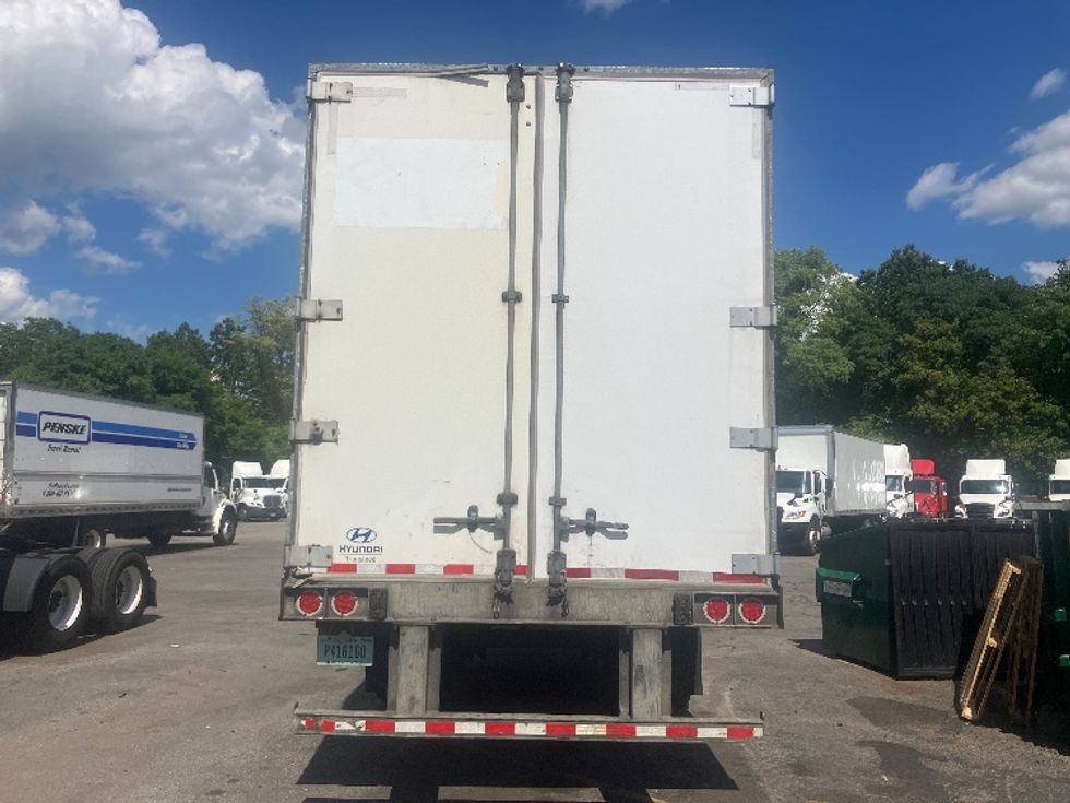 Dry Van Trailer-Semi Trailers-Hyundai-2015-Trailer-Fitchburg-MA-491,435\n\t\tmiles-$ 15,000 - Image 6