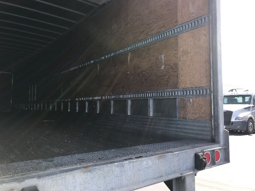 Dry Van Trailer-Semi Trailers-Hyundai-2015-Trailer-Gilroy-CA-189,284\n\t\tmiles-$ 17,500 - Image 10