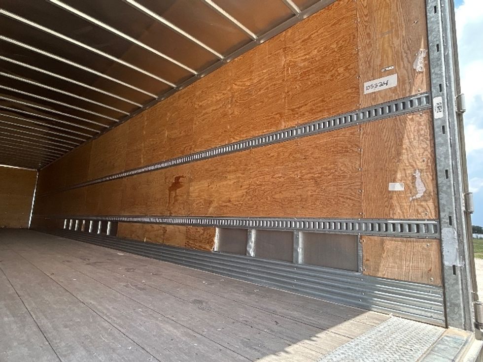 Dry Van Trailer-Semi Trailers-Hyundai-2015-Trailer-Lubbock-TX-320,843\n\t\tmiles-$ 15,500 - Image 10