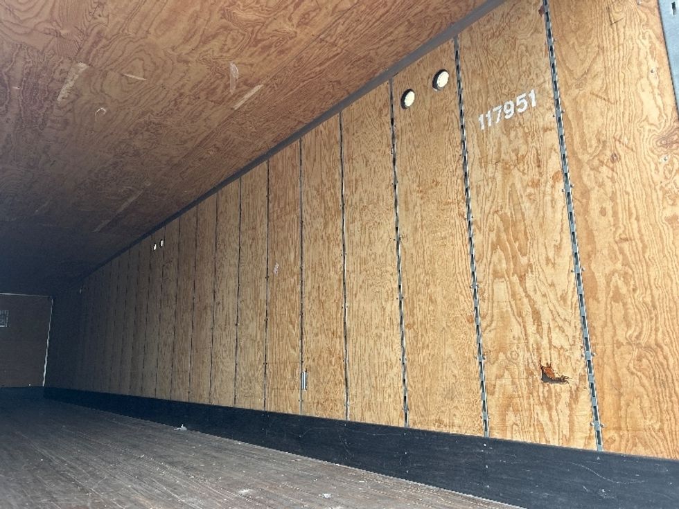 Dry Van Trailer-Semi Trailers-Hyundai-2015-Trailer-Ocala-FL-384,414\n\t\tmiles-$ 15,000 - Image 10