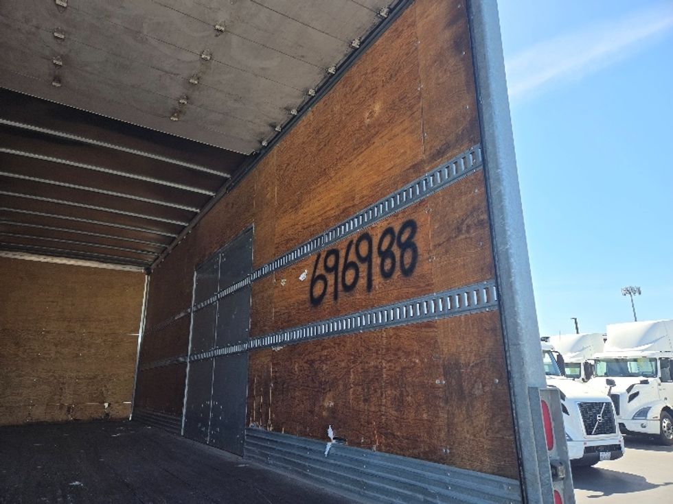 Dry Van Trailer-Semi Trailers-Hyundai-2015-Trailer-Sacramento-CA-163,338\n\t\tmiles-$ 12,250 - Image 10
