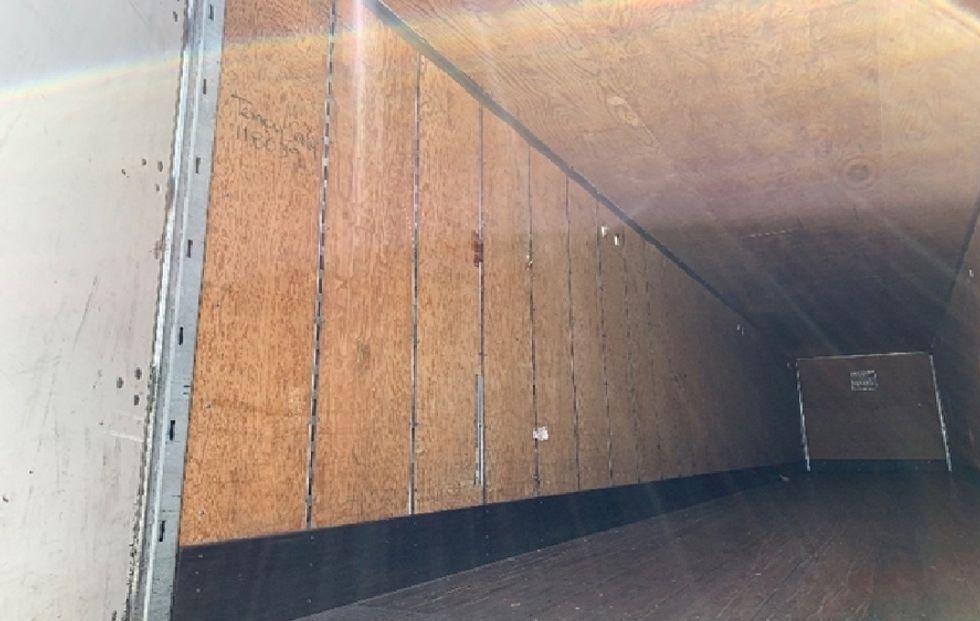 Dry Van Trailer-Semi Trailers-Hyundai-2015-Trailer-West Sacramento-CA-101,758\n\t\tmiles-$ 14,000 - Image 8