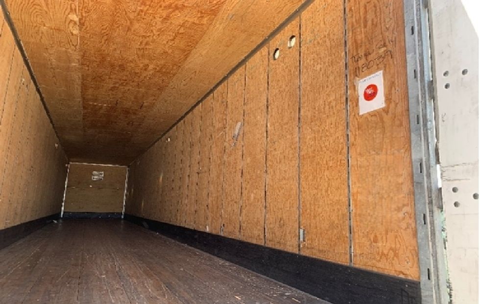 Dry Van Trailer-Semi Trailers-Hyundai-2015-Trailer-West Sacramento-CA-101,758\n\t\tmiles-$ 14,000 - Image 9