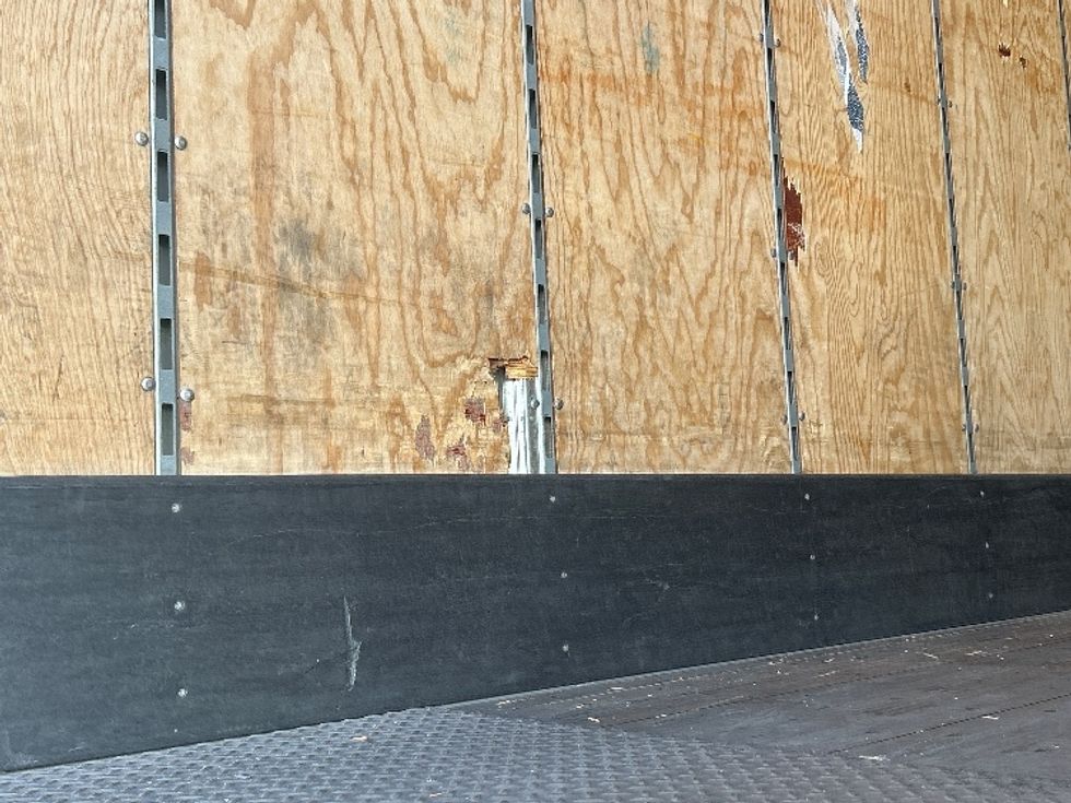 Dry Van Trailer-Semi Trailers-Hyundai-2015-Trailer-West Sacramento-CA-298,230\n\t\tmiles-$ 14,000 - Image 12