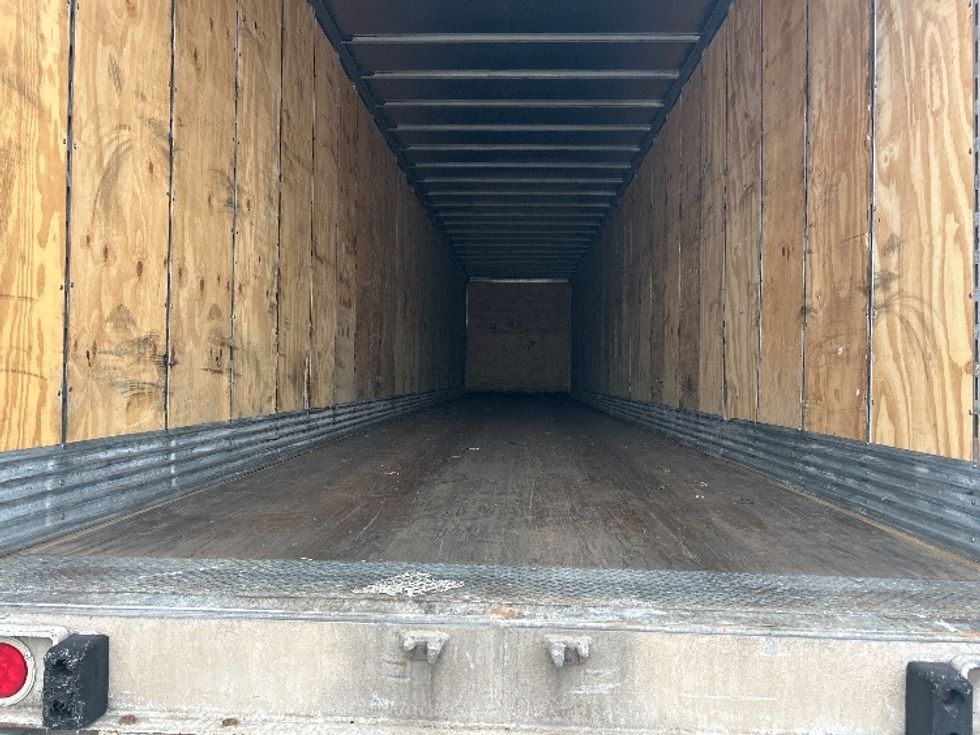 Dry Van Trailer-Semi Trailers-Hyundai-2015-Trailer-York-PA-205,361\n\t\tmiles-$ 15,000 - Image 7