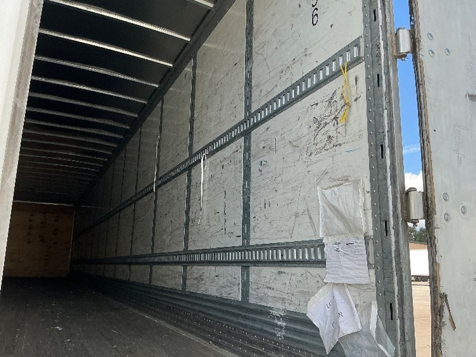 Dry Van Trailer-Semi Trailers-Hyundai-2016-Trailer-Lakeland-FL-704,540\n\t\tmiles-$ 17,000 - Image 9