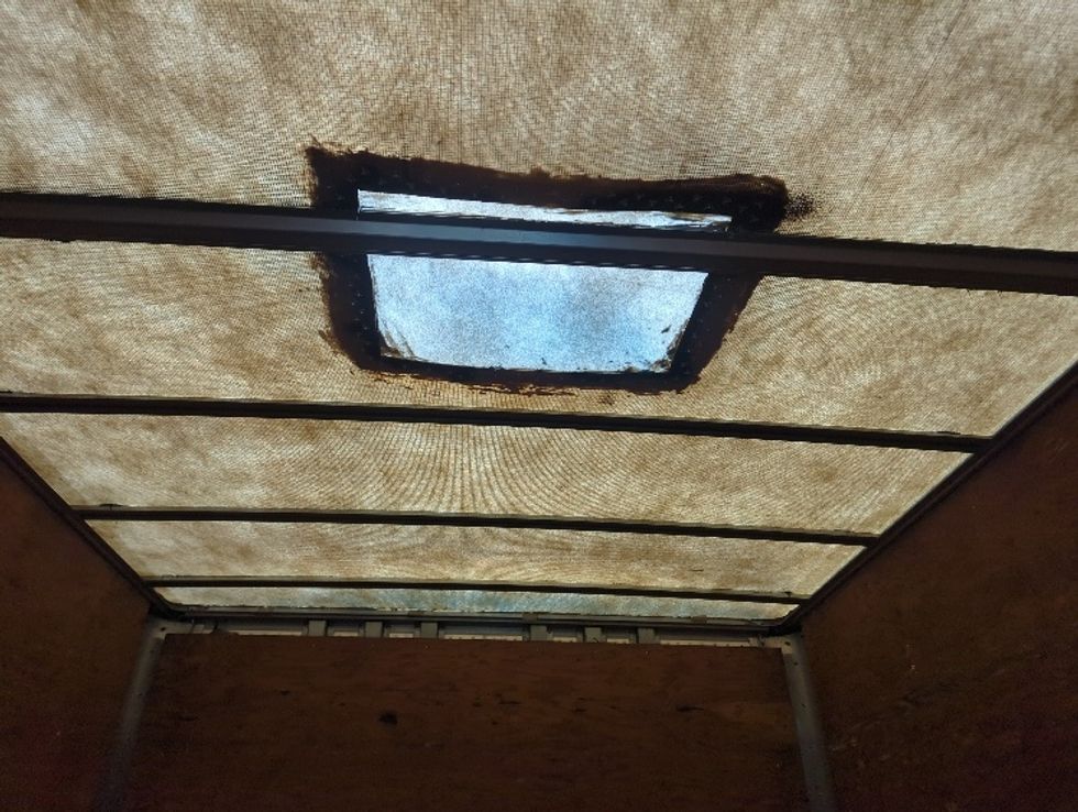 Dry Van Trailer-Semi Trailers-Manac-2017-Trailer-Byron Center-MI-193,093\n\t\tmiles-$ 17,500 - Image 15