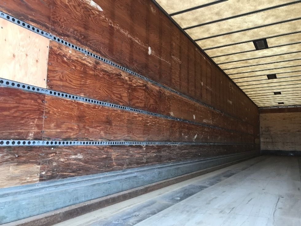 Dry Van Trailer-Semi Trailers-Manac-2017-Trailer-Ste-Foy-PQ-303,875\n\t\tkm-$ 22,250 - Image 9