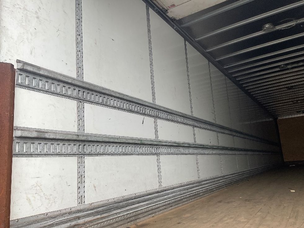 Dry Van Trailer-Semi Trailers-Stoughton-2014-Trailer-Jessup-PA-282,388\n\t\tmiles-$ 20,250 - Image 9